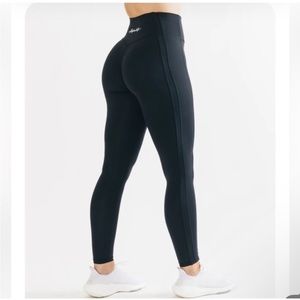 Alphalete leggings
